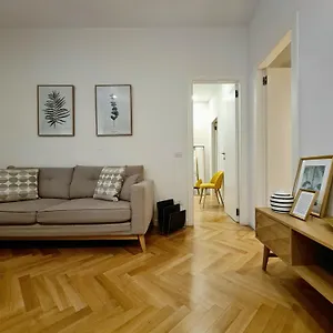Serendipity - Duomo Aparthotel Mailand